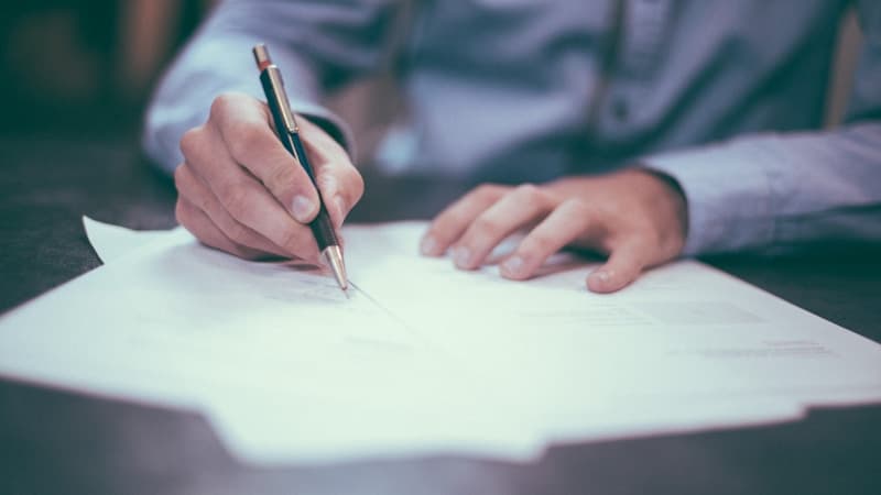 Essential English Phrases for Business Negotiations